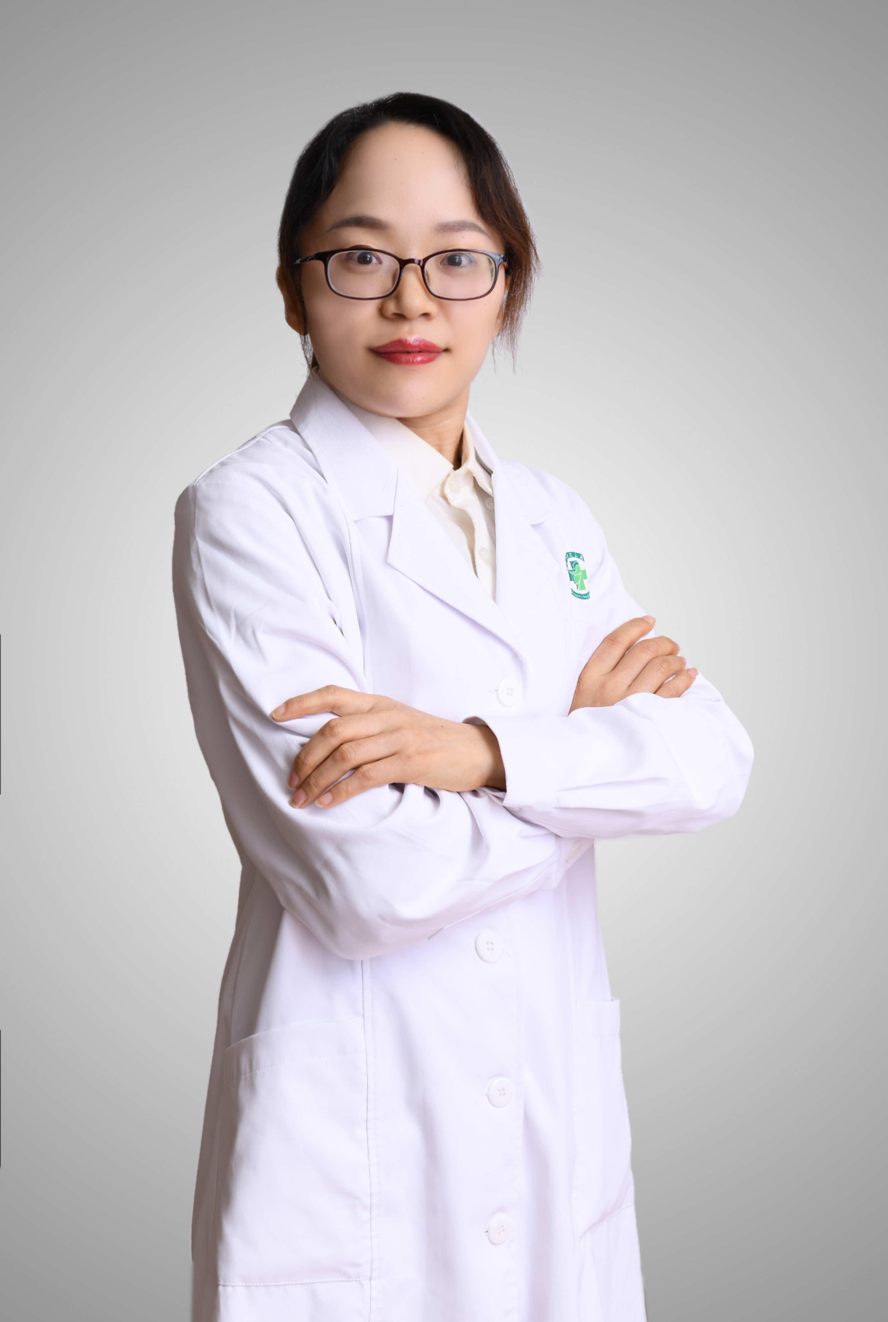 杨灵灵